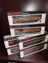 Load image into Gallery viewer, '89 Lionel Illinois Central - 6 Car Passenger Set 'O' &amp; 027 gauge 16044 - 16047
