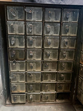Load image into Gallery viewer, Vietnam Era Military Metal Storage Case – MIL-C-4740 MF-1 – Case No. 1 of 2
