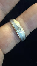 Load image into Gallery viewer, 14k Yellow Gold 4.24g Size 9.75 Starburst Diamond Wedding Band Ring
