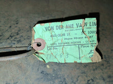 Load image into Gallery viewer, World War I (WWI) US Navy Officer's Bicorn Hat and Epauletts In Original Case
