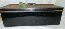 Load image into Gallery viewer, World War I (WWI) US Navy Officer's Bicorn Hat and Epauletts In Original Case
