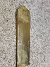 Load image into Gallery viewer, Antique ea. 1800's Large Horn Knife New England Primitive 6.5"

