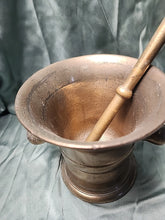 Load image into Gallery viewer, Large Brass Antique Apothecary Drug Spice Grinder Milling mortise &amp; pestle Heavy
