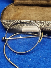 Load image into Gallery viewer, Vtg 1930’s Round Eyeglasses With Original Case
