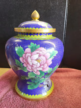 Load image into Gallery viewer, Chrysanthemum Chinese Cloisonne Ginger Jar Urn Butterfly Blue Enamel w/ lid
