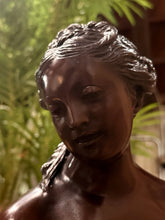Load image into Gallery viewer, JC1- Allecra 33.5” Bronze Statue Christophe Allegrain’s ‘Bathing Venus’ by Hunt!
