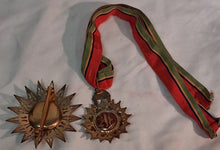 Load image into Gallery viewer, Thailand WW2 Sterling Silver Medals Order Of The White Elephant Original w/ Box
