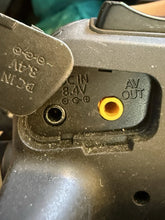 Load image into Gallery viewer, Canon Vixia HF G40 Full HD 60fps Pro Camcorder 2 Lenses 2 Batteries &amp;Accessories
