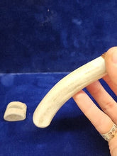 Load image into Gallery viewer, All American Glass Knife w/ Deer Antler Handle Flint Knapping by Bo Earls
