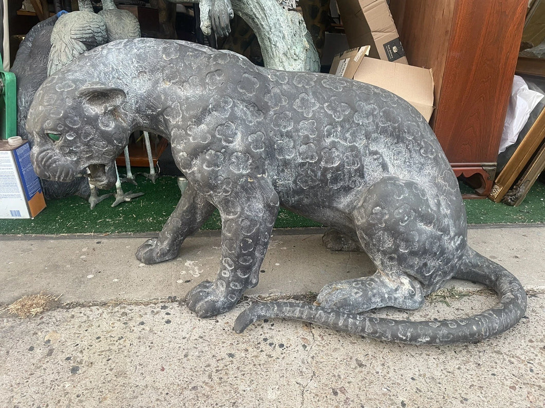 Large Life Size majestic ￼metal Cheetah Statue 41” !!
