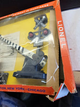 Load image into Gallery viewer, Postwar Lionel #262 Highway Crossing Gate w/ original box and instruction manual
