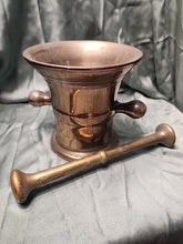 Load image into Gallery viewer, Large Brass Antique Apothecary Drug Spice Grinder Milling mortise &amp; pestle Heavy
