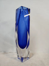 Load image into Gallery viewer, Blue And White Sommerso Multifaceted Glass Vase
