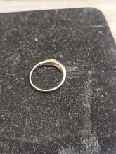 Load image into Gallery viewer, Antique English 1914 9K Gold Croissant Baguette Twist Ring- 1.2 Grams
