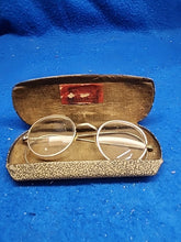 Load image into Gallery viewer, Vtg 1930’s Round Eyeglasses With Original Case
