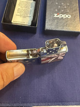 Load image into Gallery viewer, NEW 2019 Retro Star Zippo Lighter In Original Box
