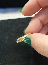 Load image into Gallery viewer, Antique English 1914 9K Gold Croissant Baguette Twist Ring- 1.2 Grams
