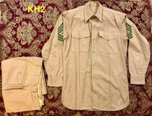 Load image into Gallery viewer, KH2- Vietnam Era US Army Khaki Uniform Set Shirt &amp; Pants Master Sgt Martin 15x32
