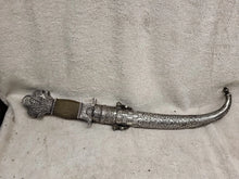 Load image into Gallery viewer, Antique Islamic Middle Eastern Mughal Dagger Jambiya In Silver Sheath (swgn1008)
