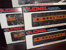 Load image into Gallery viewer, '89 Lionel Illinois Central - 6 Car Passenger Set 'O' &amp; 027 gauge 16044 - 16047
