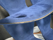 Load image into Gallery viewer, vintage mid century Italian modern CARLO MALNATI &#39;BAMBI&#39; DINING CHAIRS!!
