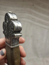 Load image into Gallery viewer, Antique Islamic Middle Eastern Mughal Dagger Jambiya In Silver Sheath (swgn1008)
