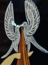 Load image into Gallery viewer, ERTE 1986 ‘VENUS’ Embossed Lacquered Serigraph Signed La Fontaine (Studio)
