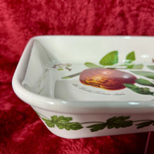 Load image into Gallery viewer, NS18- Vintage PORTMEIRION POMONA 14.25” The White Astracam Apple Lasagna Platter
