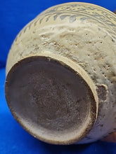 Load image into Gallery viewer, CHAWAN Annan-ware kintsugi box Japan antique tea ceremony pottery bowl
